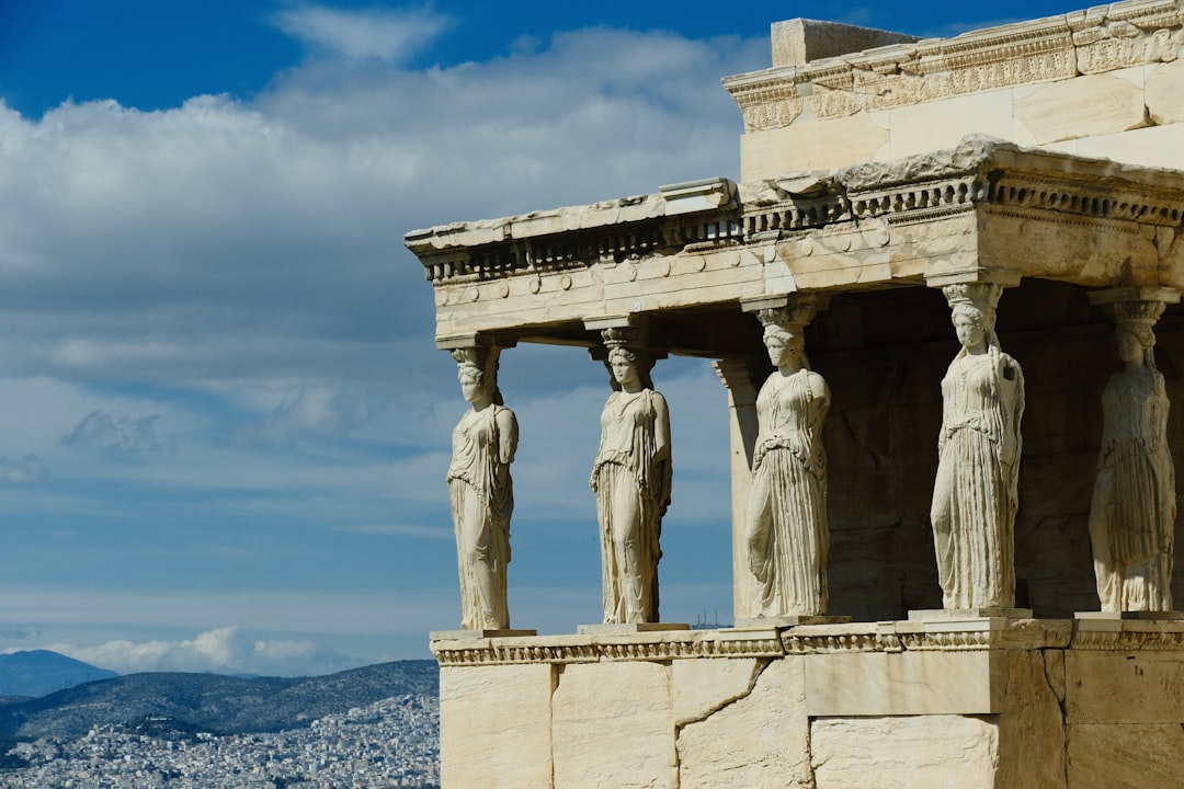 Ateny, atrakcje za darmo: jak zwiedzić stolicę bez wydawania pieniędzy?